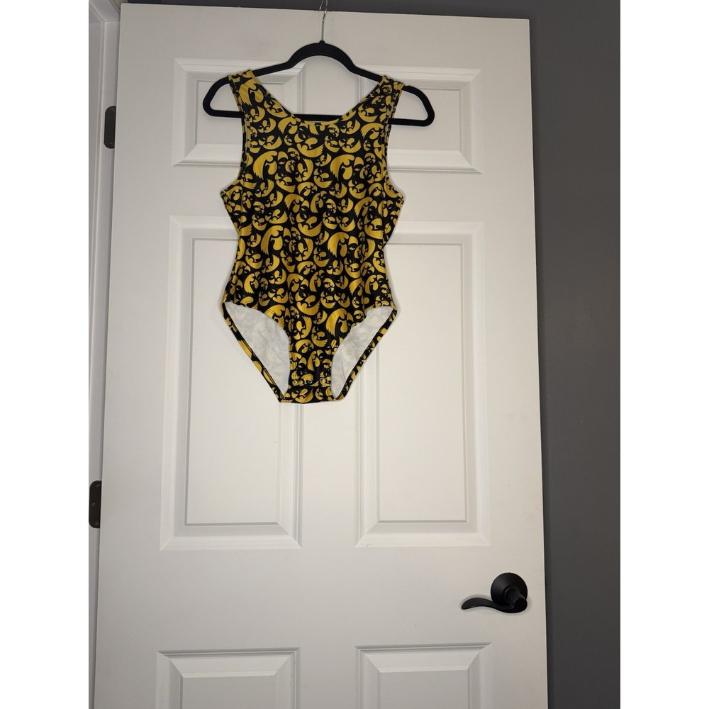 Sylvia International Iowa Hawkeyes Bodysuit Medium Black Gold Nwt